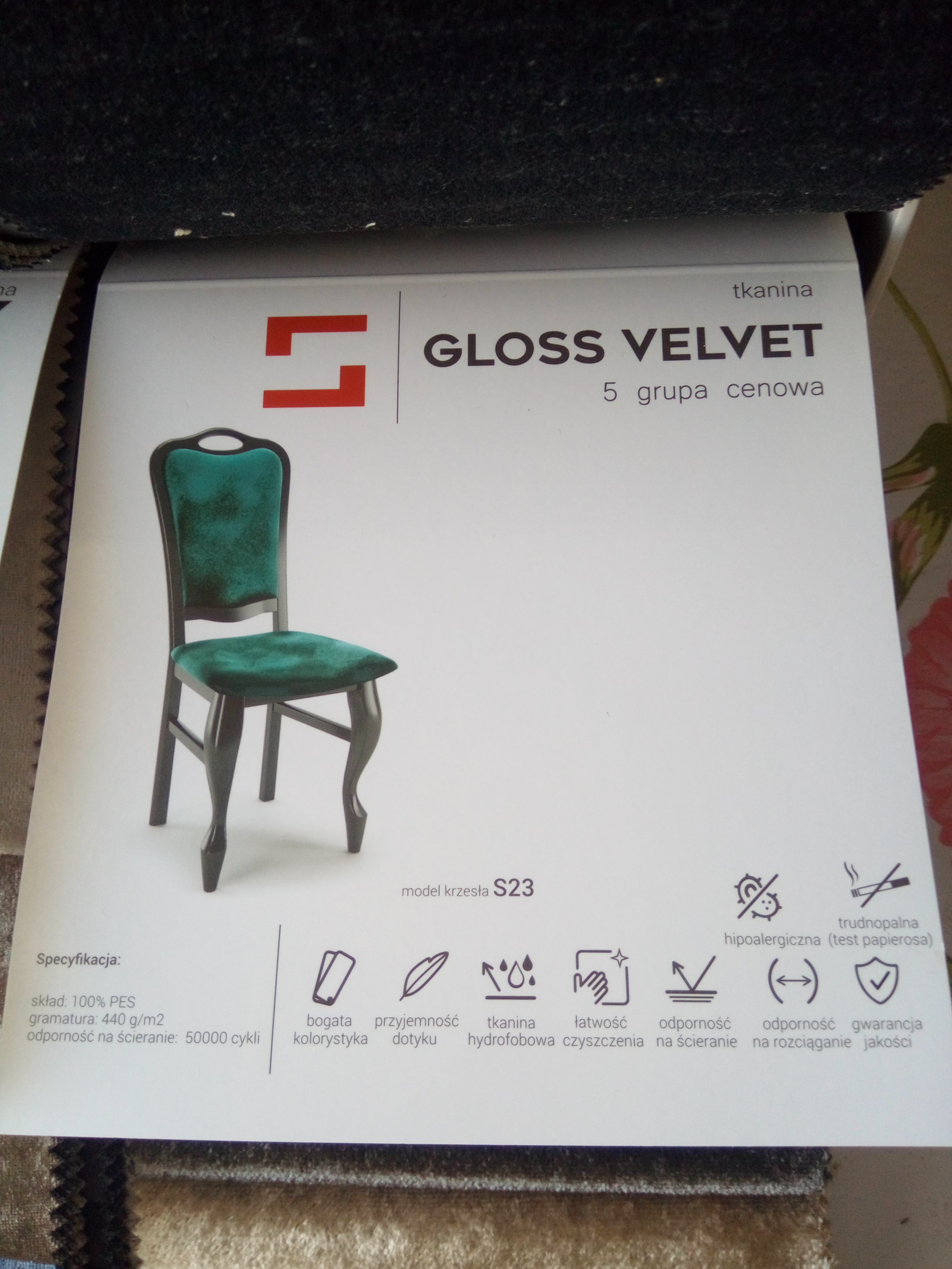 Gloss Velvet gr5